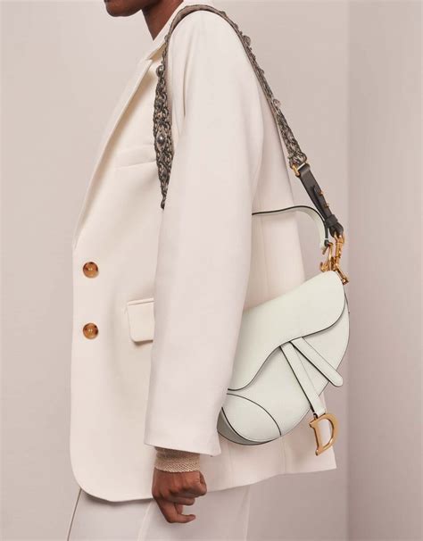 sac saddle dior rose|Dior saddle bag colors.